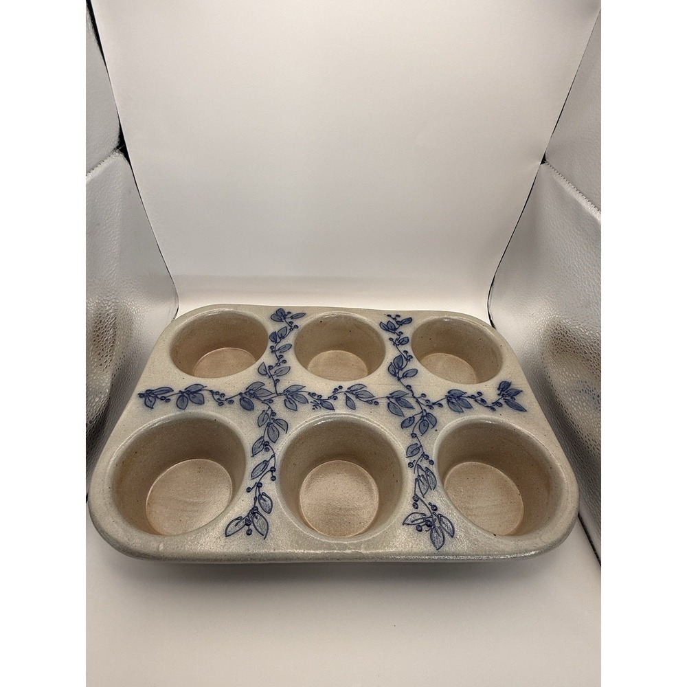 Salmon Falls Stoneware 6-Cup Glazed Stoneware Muffin Pan Blue Vine Pattern 1999